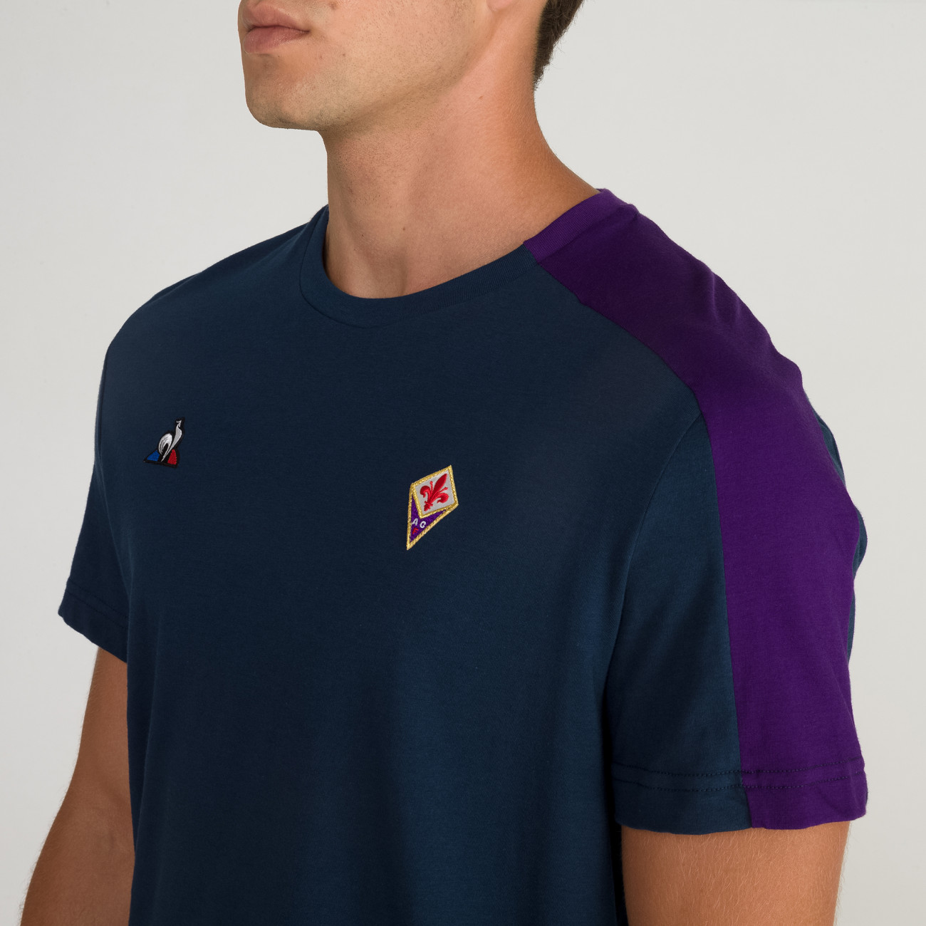 Le coq sportif fiorentina shirt logo hot sale