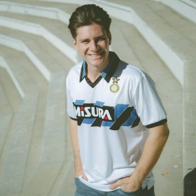 F.C. Internazionale 1990-91 Away Shirt