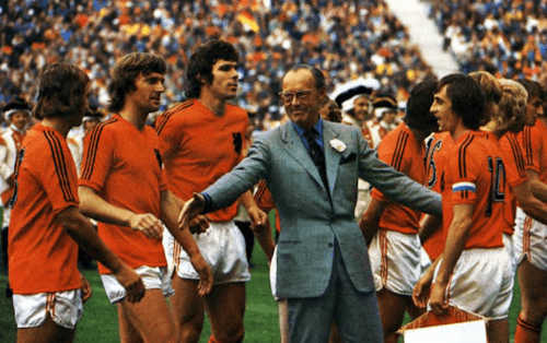 RINUS MICHELS AND HOLLAND NATIONAL TEAM WC 1974