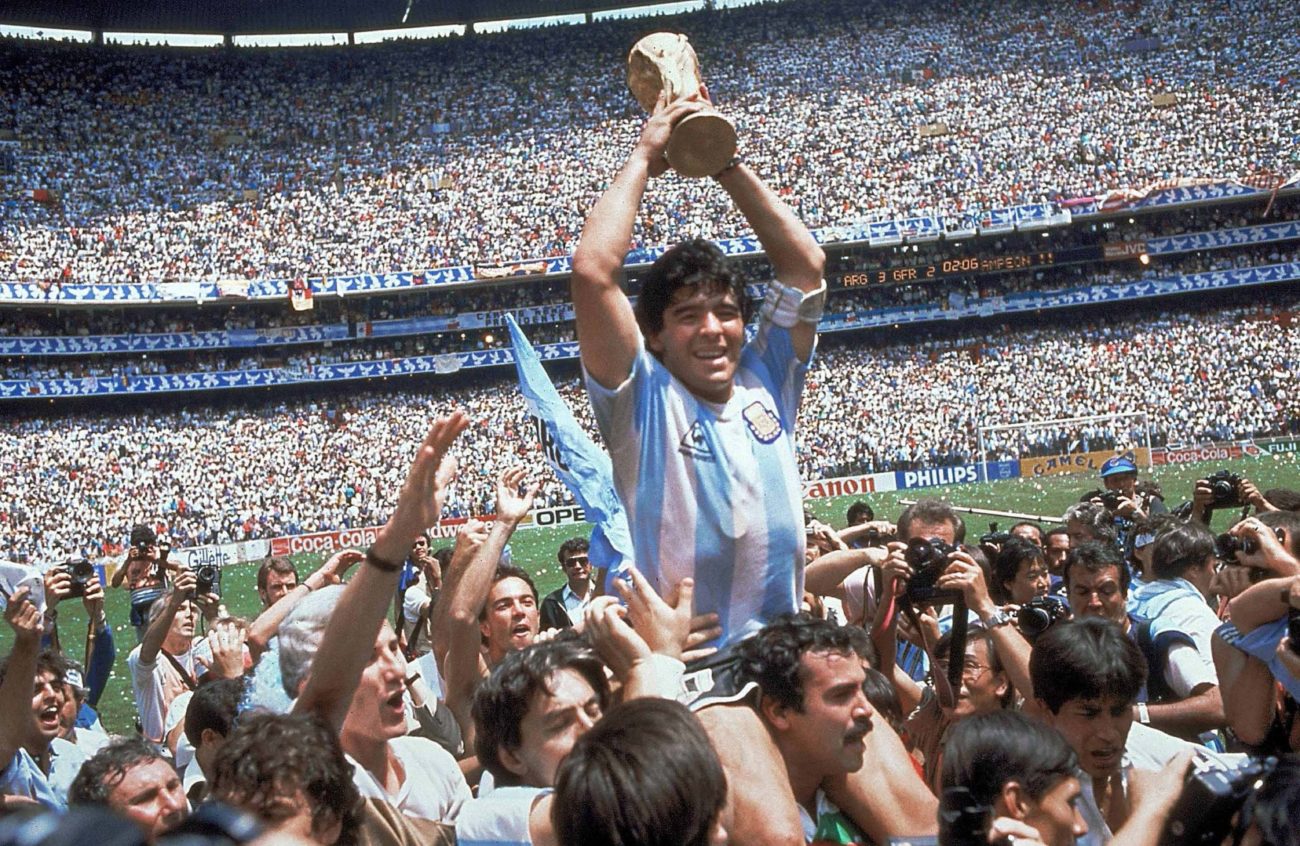 20 Abito da Re Commemorativo retrò Campione della Coppa del Mondo YTTde 1982 Set di Maglie Maradona Italia N 